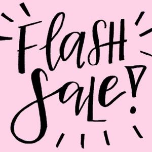 Make an offer! Help clean out my closet 💕